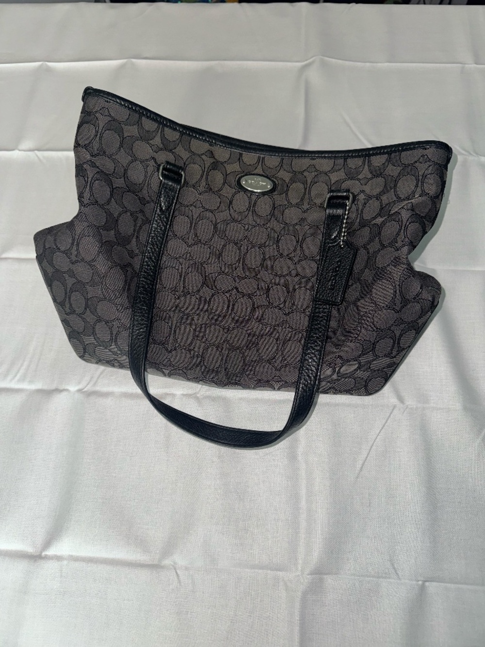 Coach Signature Zip Top Tote Black/Grey